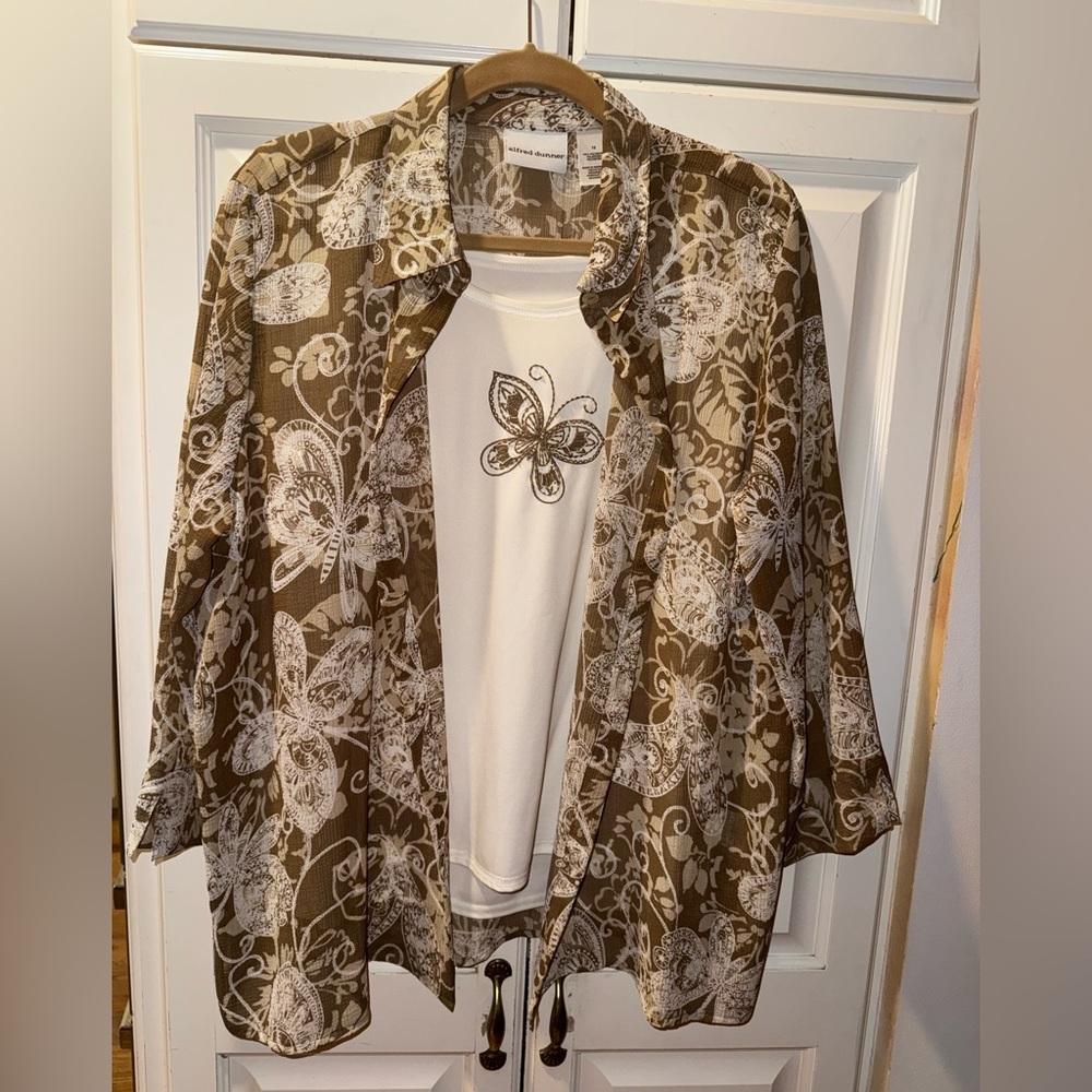 Alfred Dunner 3 Piece Skirt Set With Butterflies Size 16